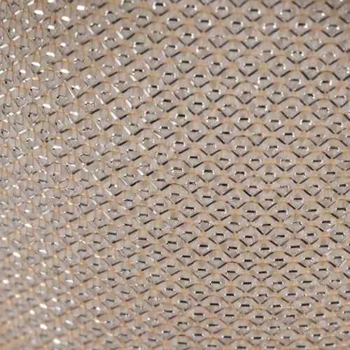 Pilkas stovintis nykštukas su LED - gaukdaugiau.lt