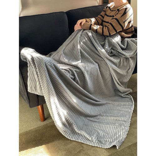 Antklodė 1,6x2m - Pilka Minkšta ir Jauki Dovana - gaukdaugiau.lt