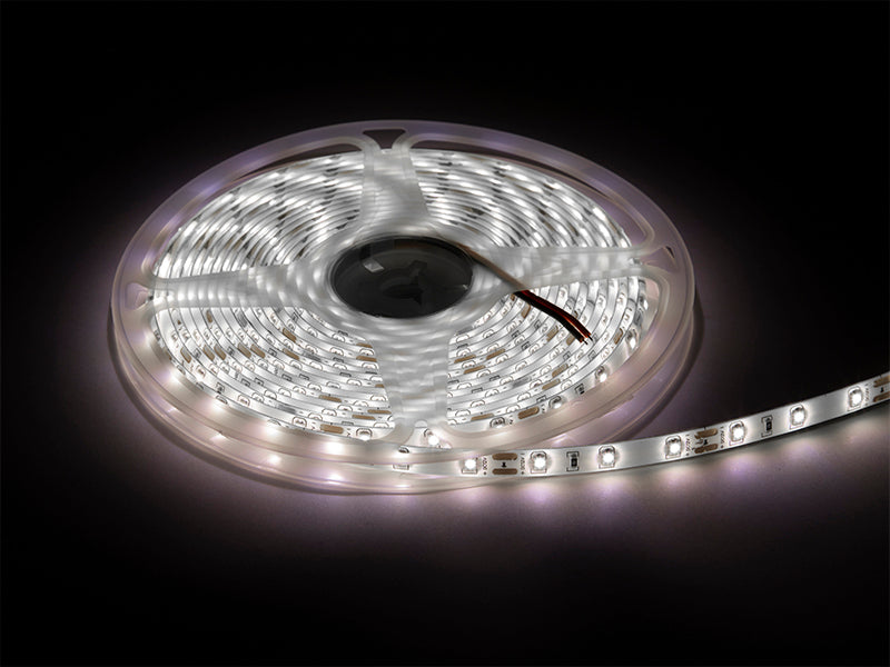 70-731# LED juostelė baltas šaltas 2835 5m/300 vandeniui atspari - gaukdaugiau.lt