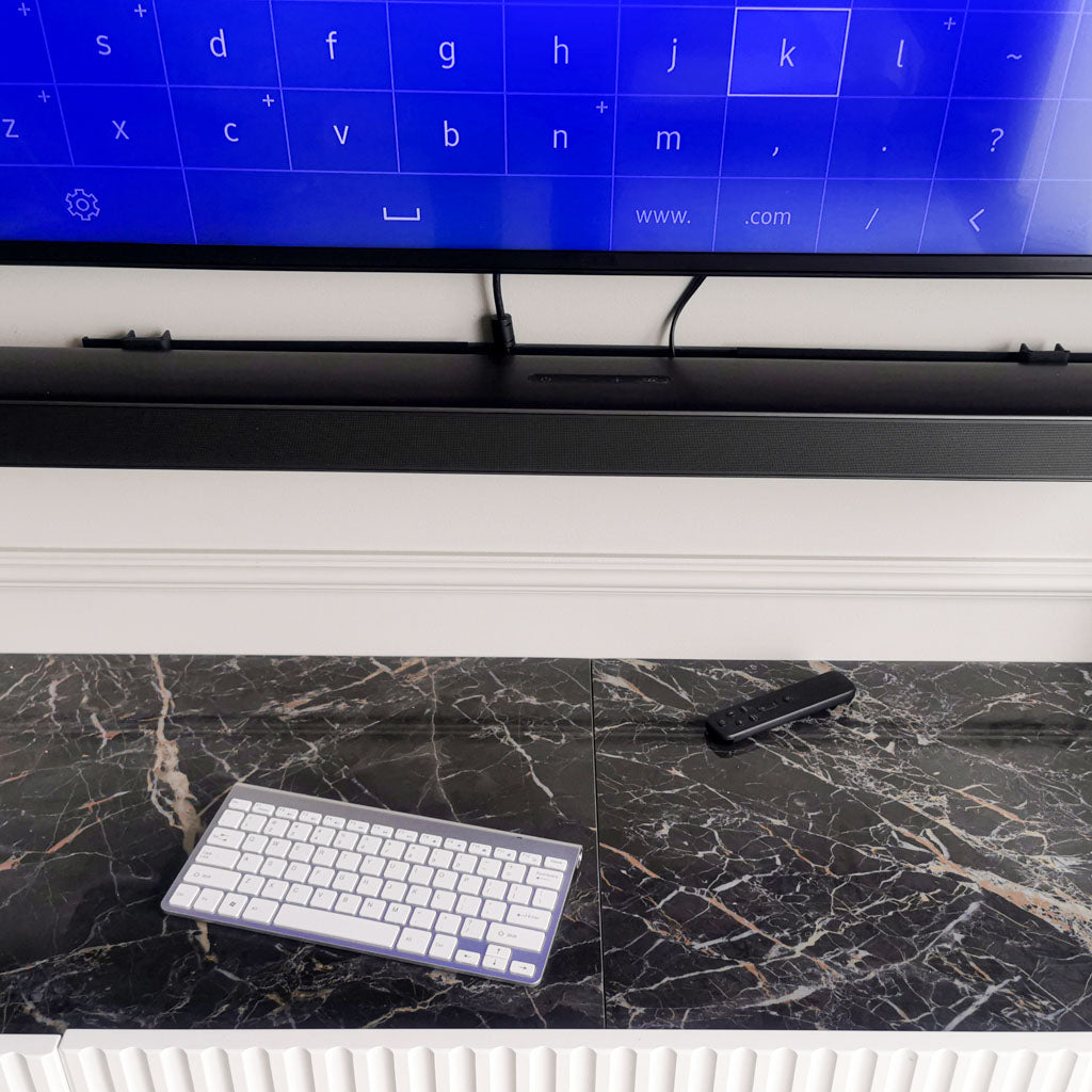 "Smart TV" belaidė klaviatūra sidabrinė - gaukdaugiau.lt