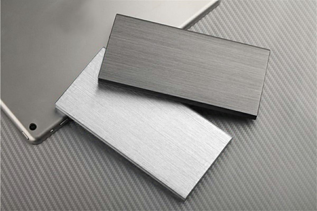 POWER BANK 20000 SLIM ALU SILVER - gaukdaugiau.lt