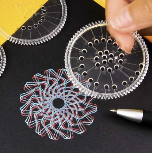 Piešimo Rinkinys - Spirografas Su 22 Šablonais - gaukdaugiau.lt