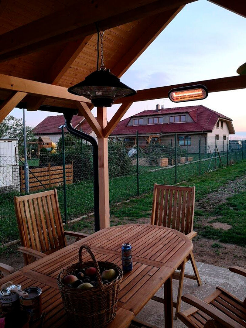 2000 W šildytuvas, apsaugos laipsnis IP65, šildymo elementas low glare gintarinės spalvos lempa - gaukdaugiau.lt