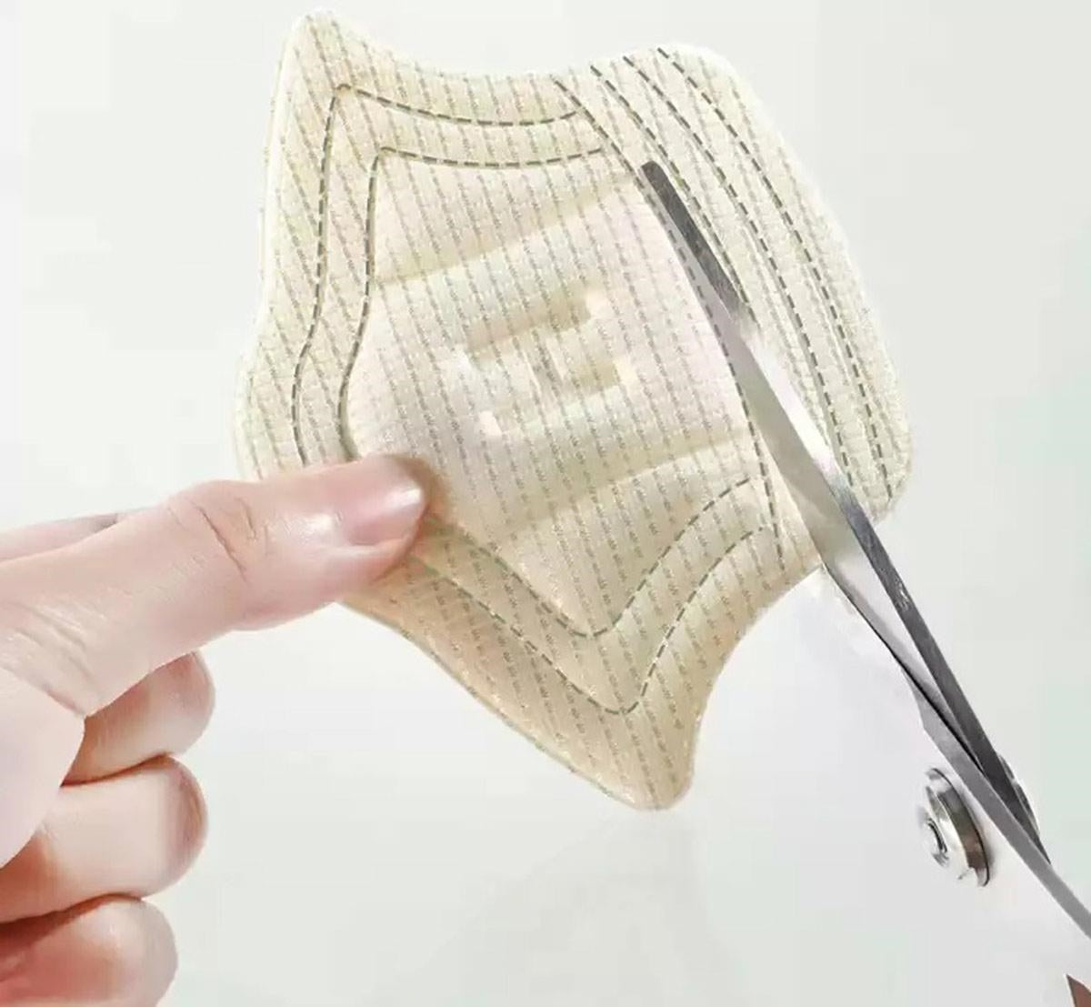 ĮTERPIA ĮKLIJUOTUS PINS WHITE PINS 5 MM - gaukdaugiau.lt