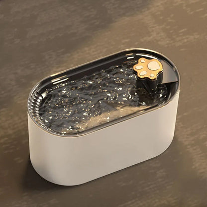Automatinis Baltas Patiekalas su Vandens Filtru - gaukdaugiau.lt