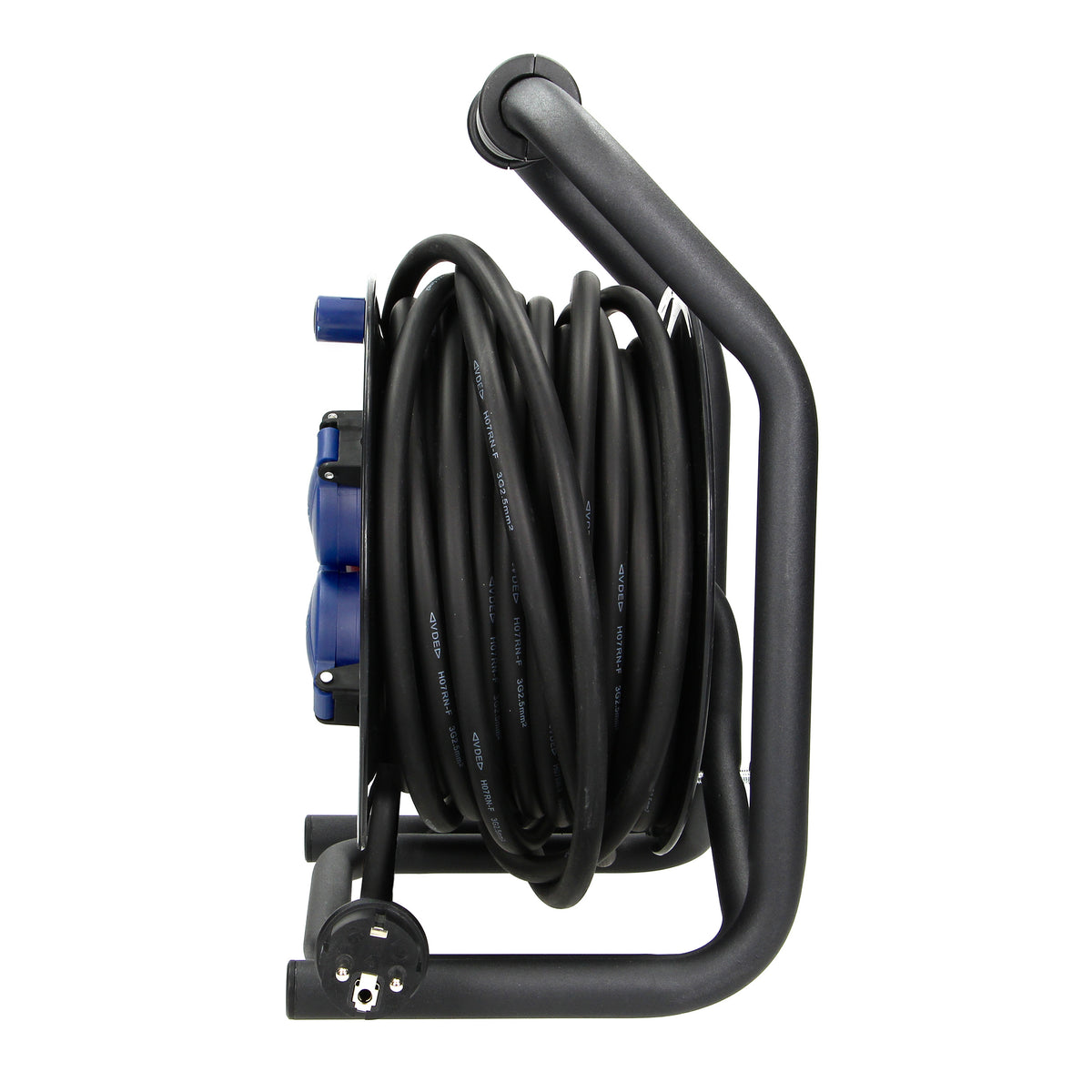 Profesionalus būgninis prailginimo laidas IP44, 4 lizdai 2P+Z (schuko), atsparus alyvai guminiu kabeliu H07RN-F 3x2,5mm2, 20m ilgio, unikali CUBE stovas, FIKSIRUOTOS LIZDOS, terminis jungiklis, srovės takų užtvaros. - gaukdaugiau.lt